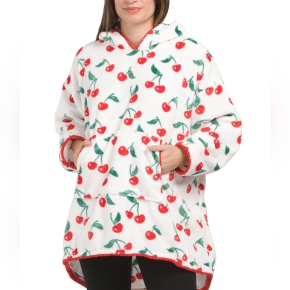 Marlo Lorenz Cherries Throwzy Ultra Soft Wearable Poncho - Picture 1 of 1
